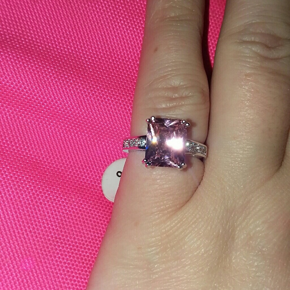 Pink Topaz Ring - Picture 4 of 8